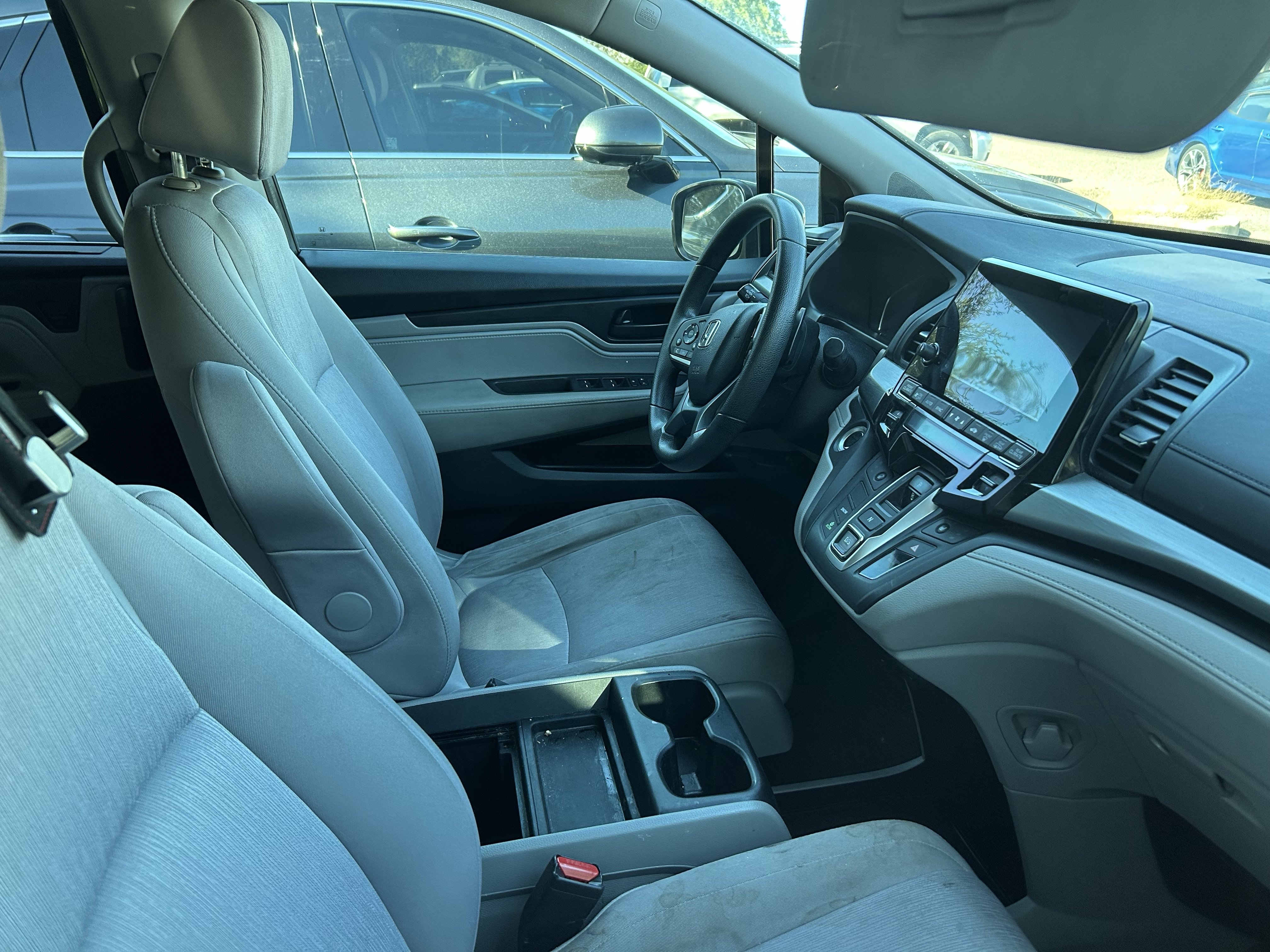 Used 2019 Honda Odyssey EX image 4