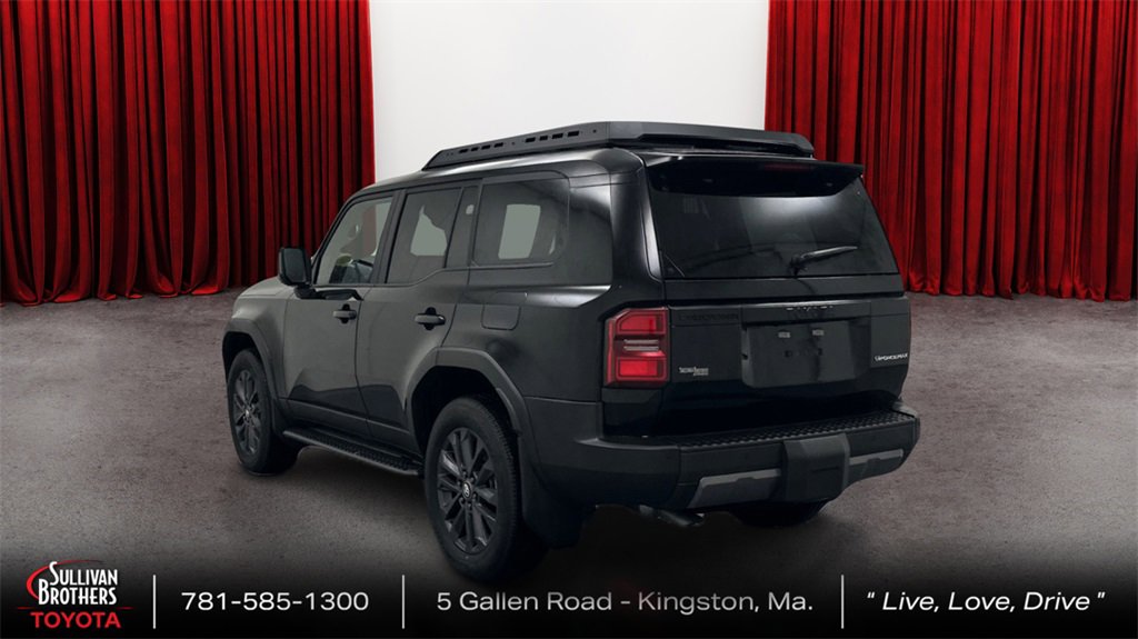 Used 2025 Toyota Land Cruiser image 7