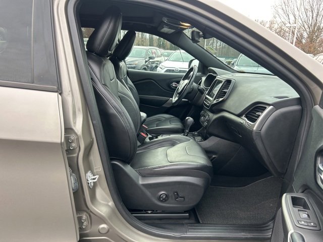 Used 2021 Jeep Cherokee Latitude Lux 80th Anniv w/ Quick Order Package 26U 80TH image 16