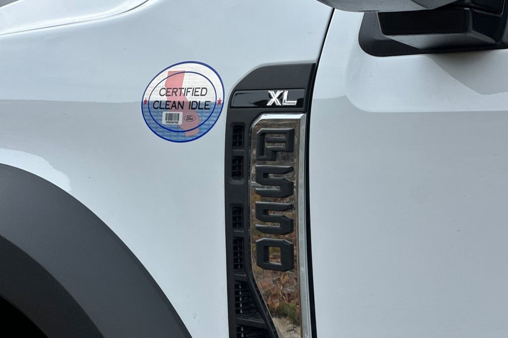 New 2026 Ford F550 4x4 Crew Cab Super Duty image 6