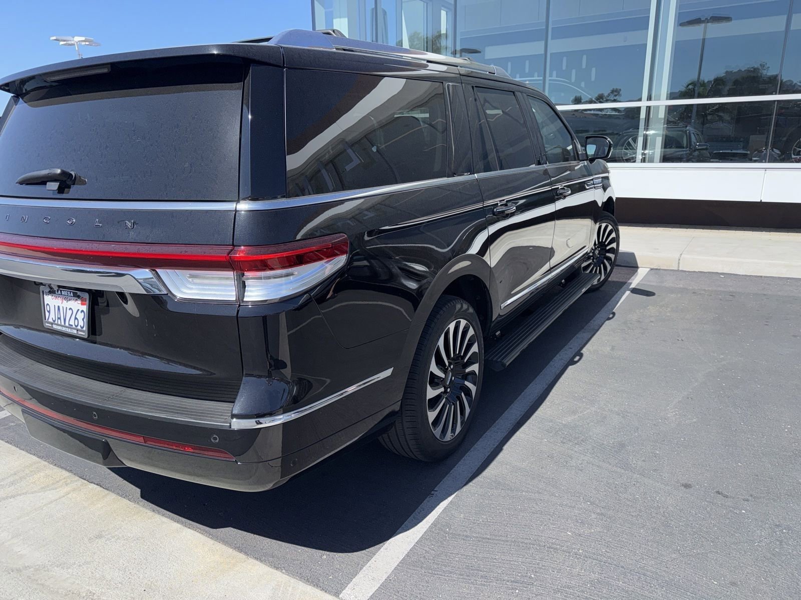 Certified 2023 Lincoln Navigator L Black Label AWD/4WD image 7