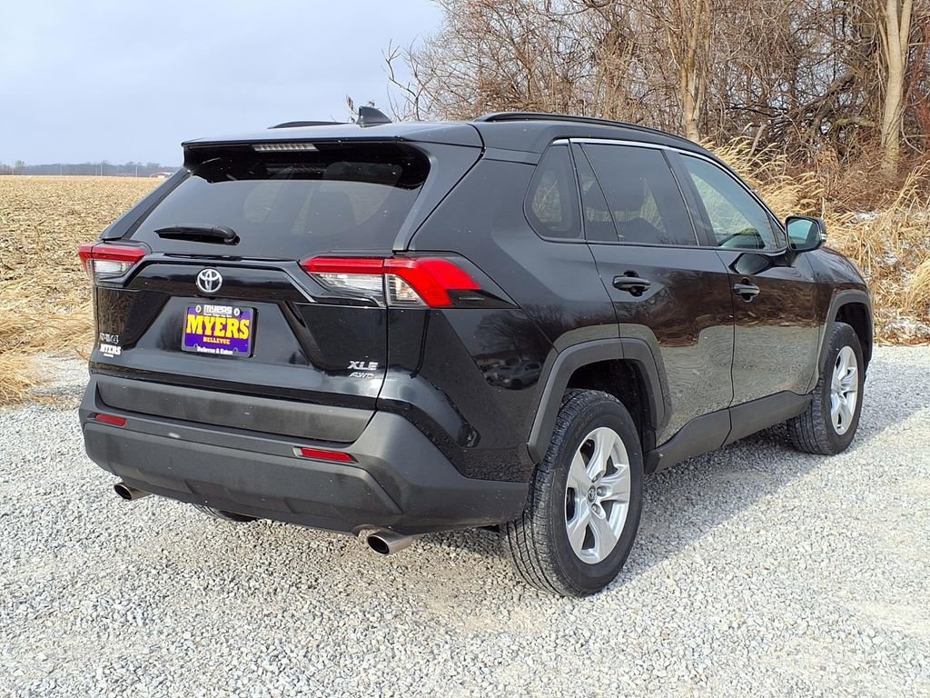 Used 2020 Toyota RAV4 XLE AWD/4WD image 27