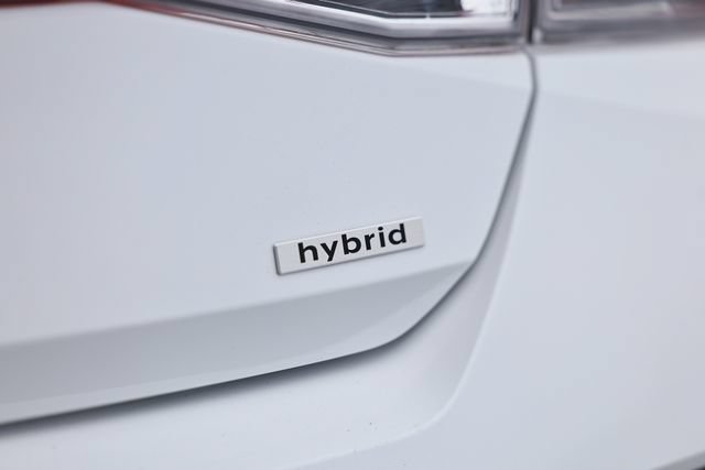 Certified 2025 Hyundai Elantra SEL FWD image 10
