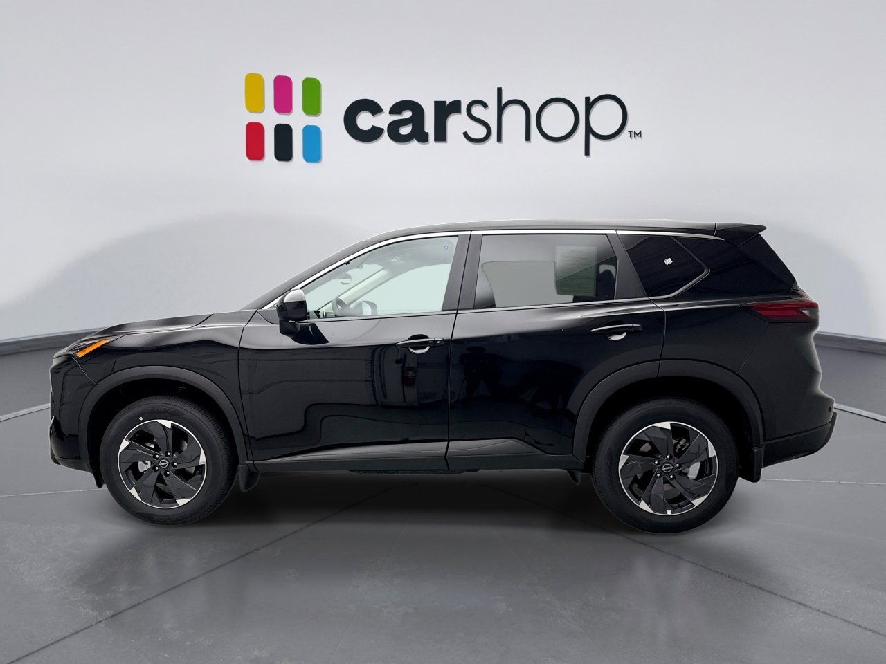 Used 2026 Nissan Rogue SV image 2