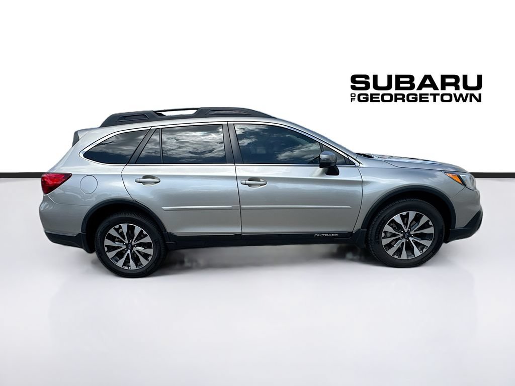 Used 2016 Subaru Outback 2.5i Limited AWD/4WD image 8