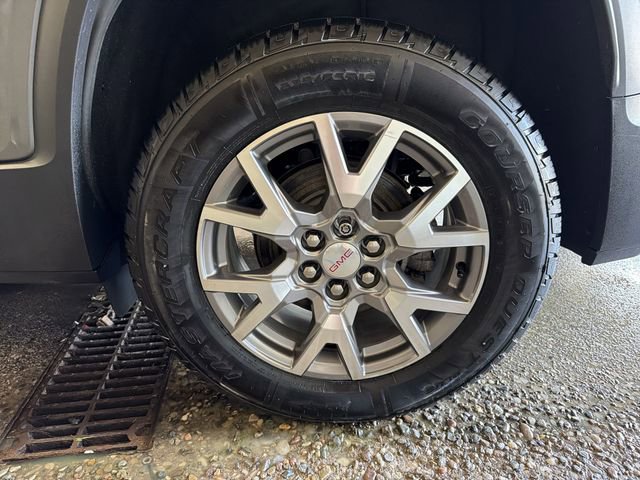 Certified 2021 GMC Acadia SLT w/ Preferred Package AWD/4WD image 10