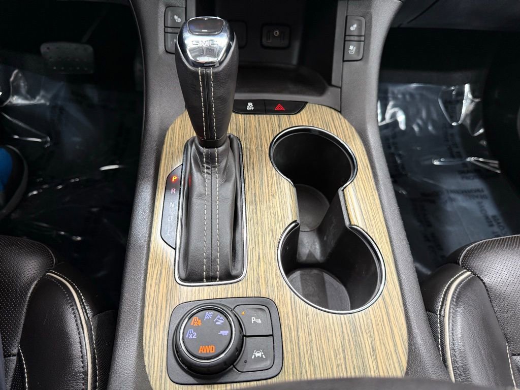 Used 2019 GMC Acadia Denali w/ GMC Pro Grade Package AWD/4WD image 46