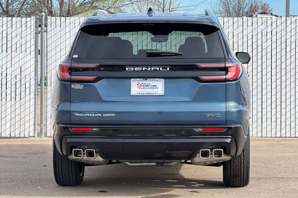 New 2026 GMC Acadia Denali Ultimate image 5