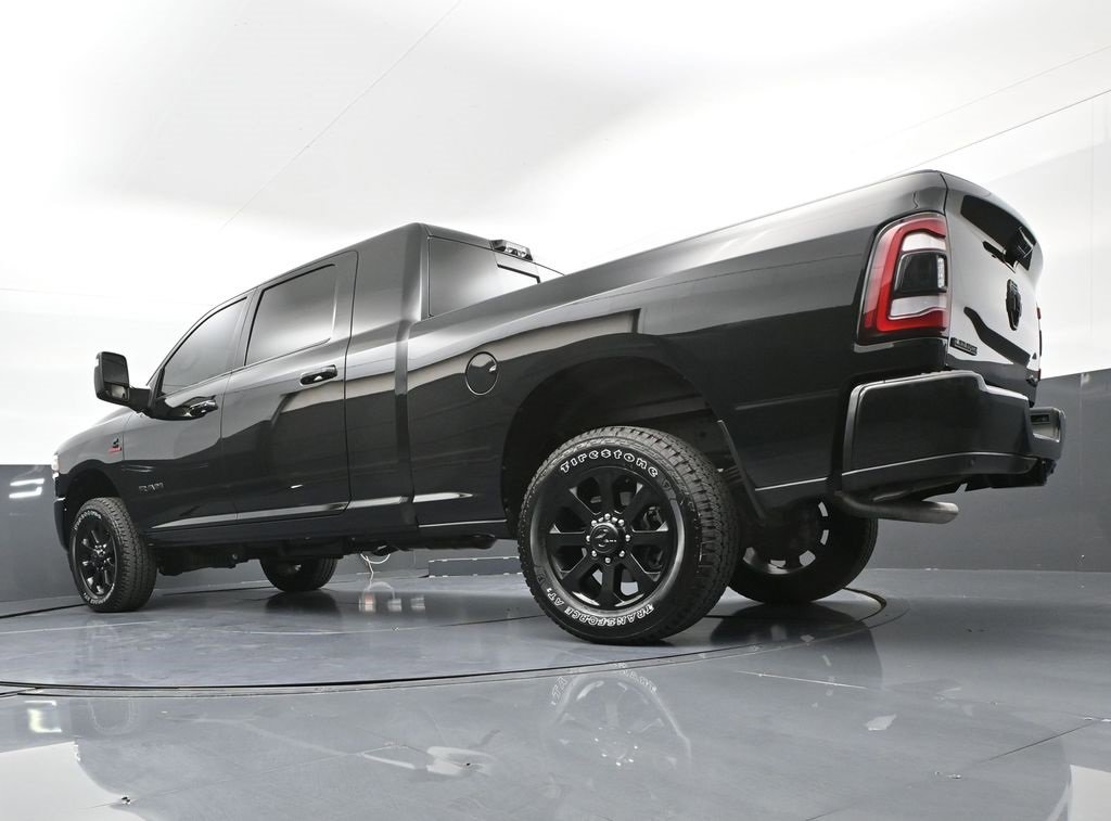 Used 2024 RAM 3500 Laramie w/ Night Edition image 31