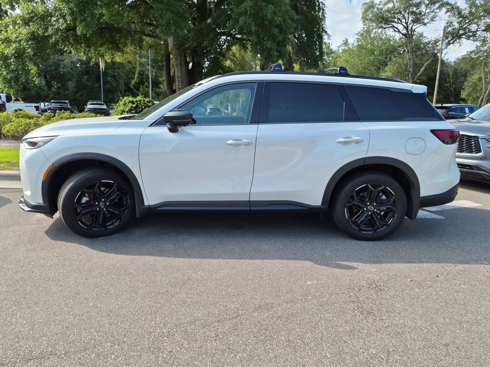 Used 2026 INFINITI QX60 Sport w/ Dark Cargo Package AWD/4WD image 6