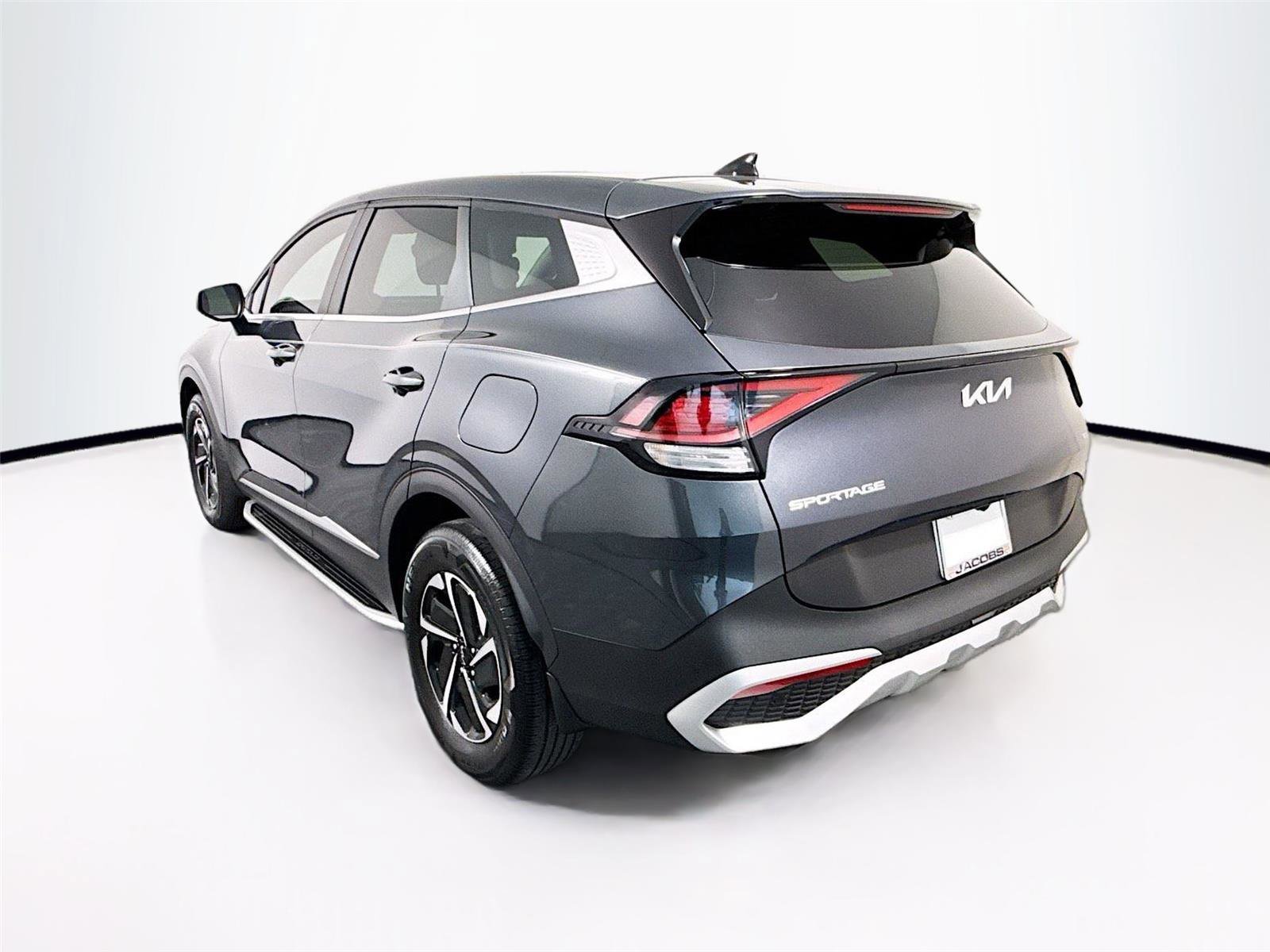 Used 2023 Kia Sportage LX image 30