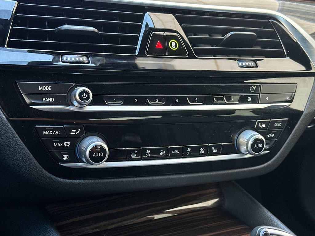 Used 2021 BMW 530i RWD image 26