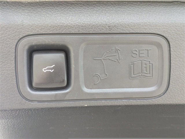 Used 2024 Ford Expedition Max Limited image 13