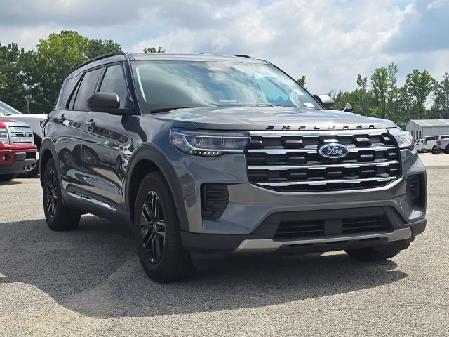 Used 2025 Ford Explorer Active RWD image 7