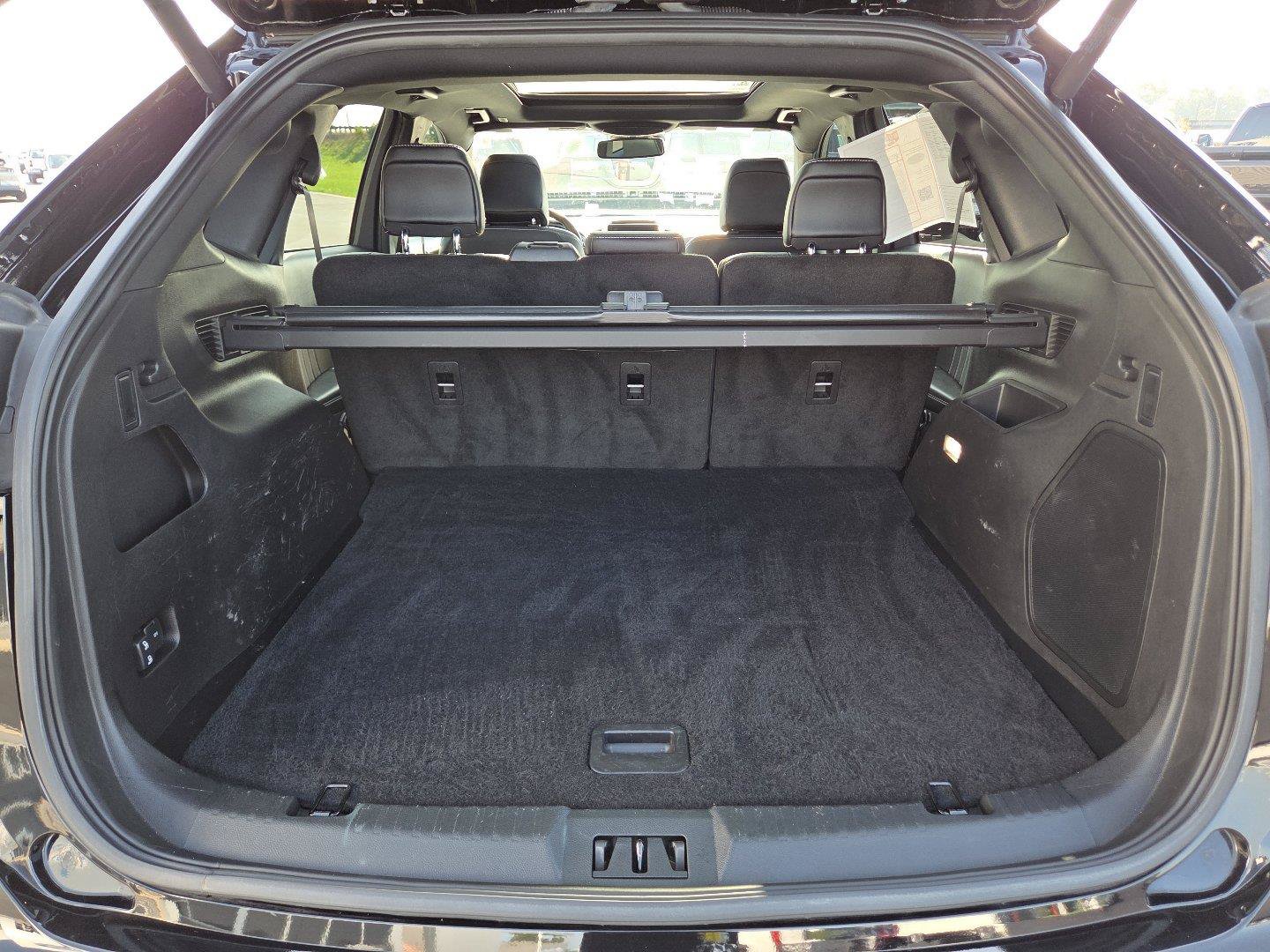 Used 2024 Ford Edge ST w/ Equipment Group 401A AWD/4WD image 18