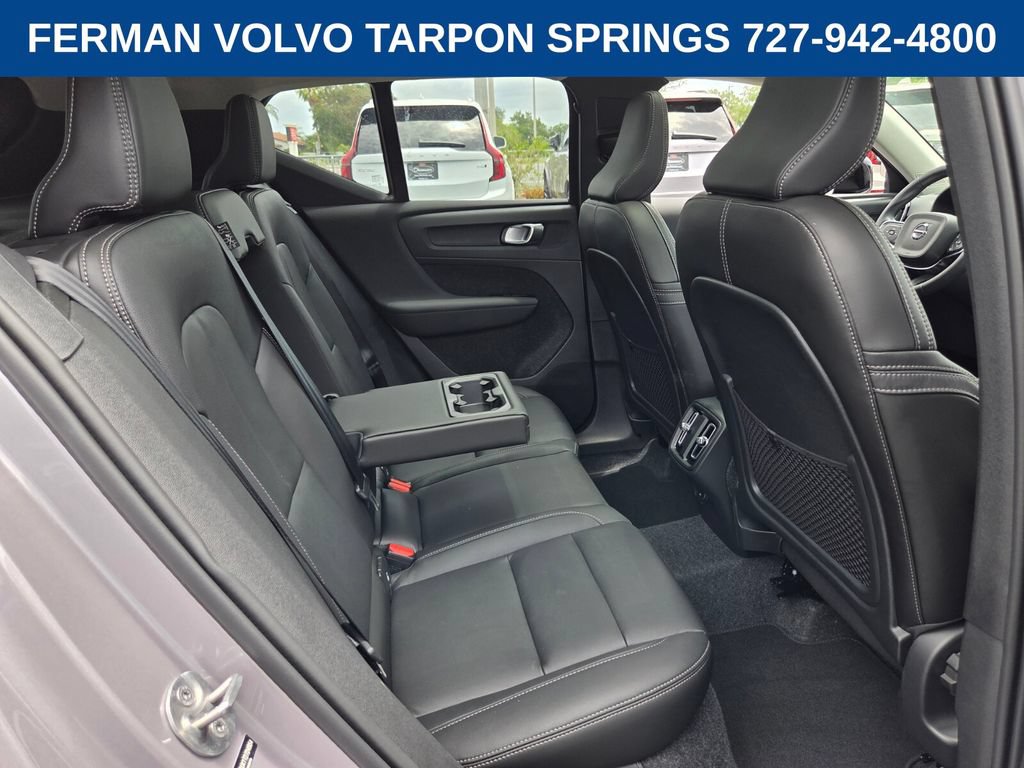 New 2026 Volvo XC40 B4 Core FWD image 19