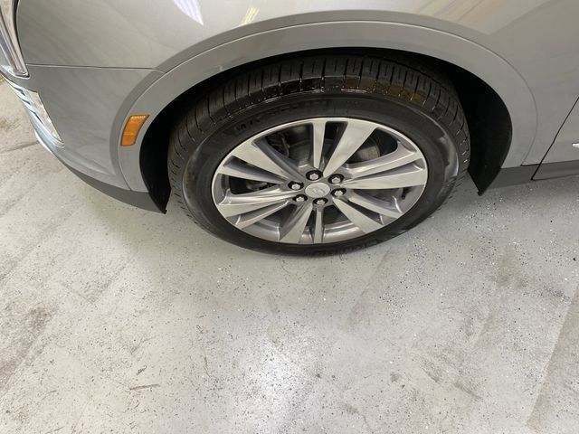 Used 2025 Cadillac XT5 Premium Luxury AWD/4WD image 11