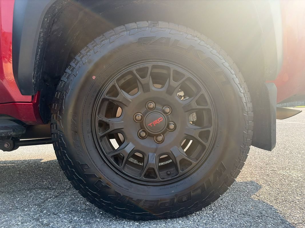 Used 2025 Toyota 4Runner TRD Off-Road Premium w/ Tow Technology Package AWD/4WD image 34