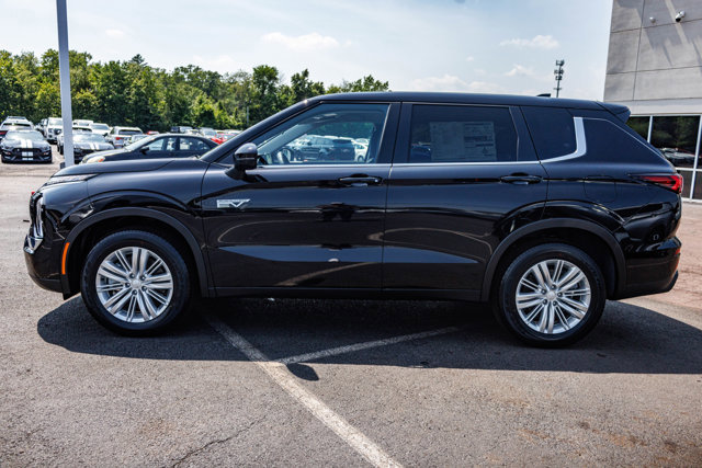 New 2025 Mitsubishi Outlander ES image 8
