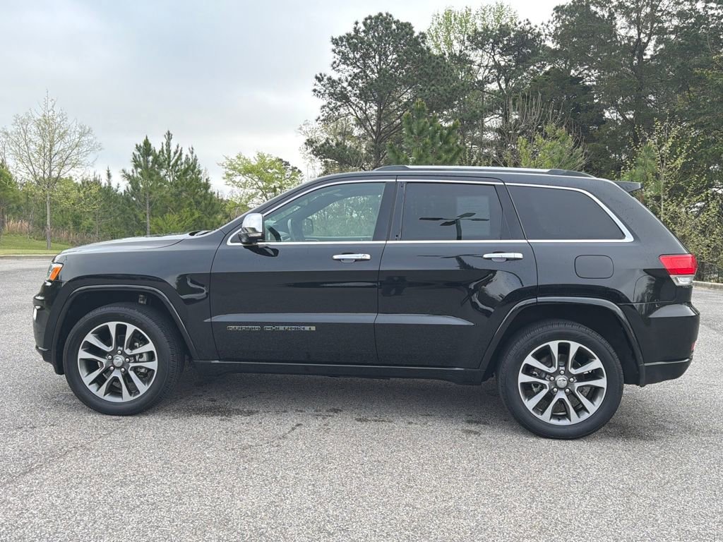 Used 2018 Jeep Grand Cherokee Overland w/ Trailer Tow Group IV image 7
