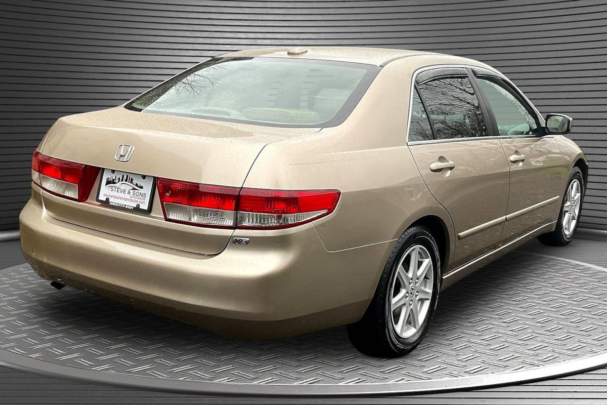 Used 2004 Honda Accord EX image 6