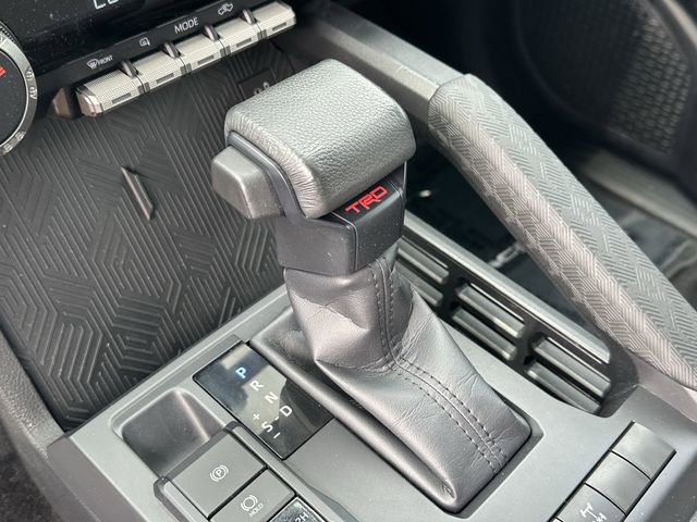 Used 2024 Toyota Tacoma TRD Off-Road AWD/4WD image 21