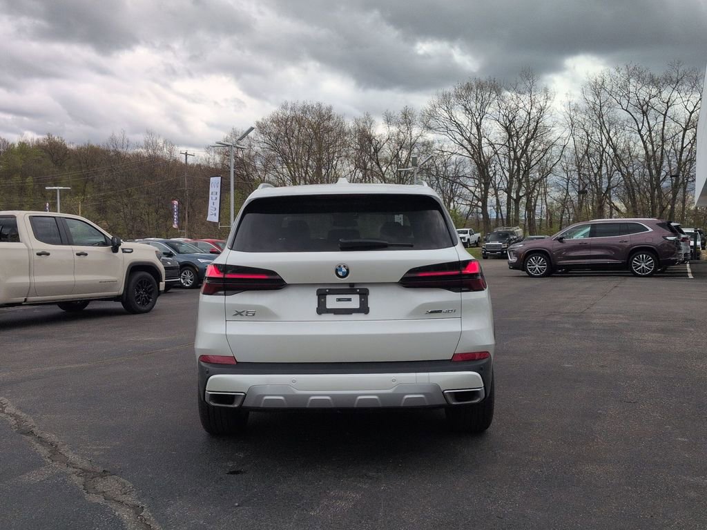 Used 2026 BMW X5 xDrive40i w/ Premium Package AWD/4WD image 6