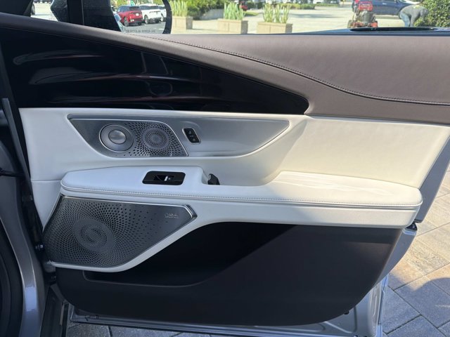 New 2026 Lincoln Nautilus Black Label w/ Jet Appearance Package AWD/4WD image 17