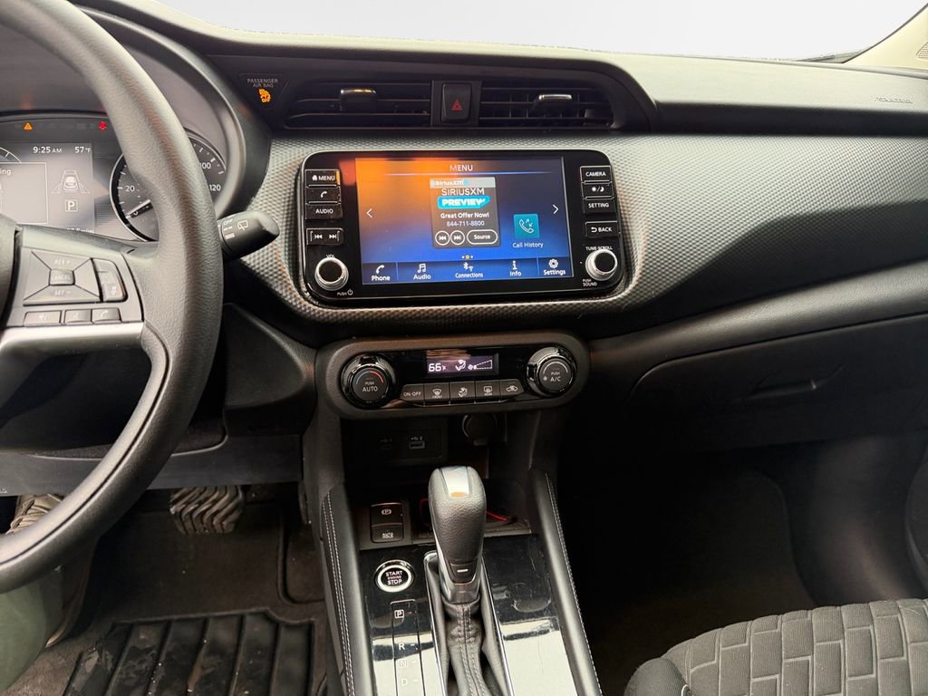 Used 2022 Nissan Kicks SV image 22