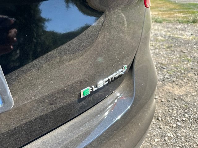 Used 2017 Ford Focus Electric Hatchback FWD image 16