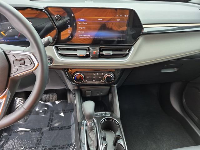 Used 2024 Chevrolet TrailBlazer ACTIV w/ Driver Confidence Package image 15