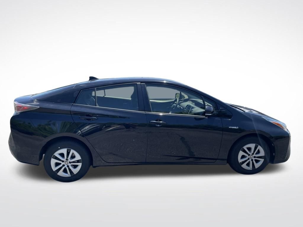 Used 2017 Toyota Prius Three FWD video 2