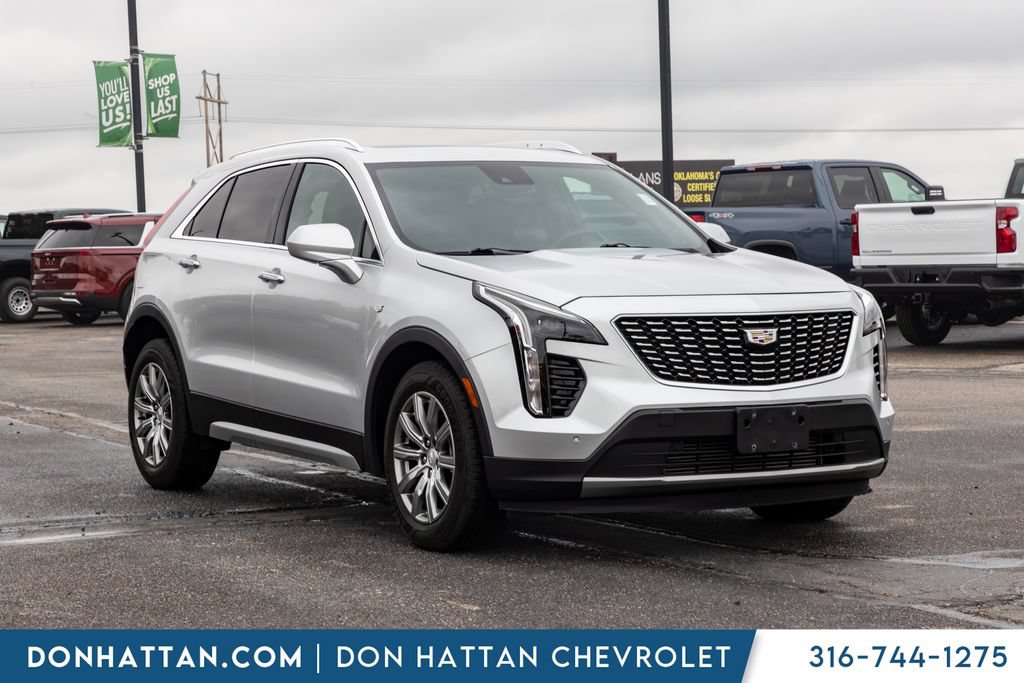Used 2020 Cadillac XT4 Premium Luxury w/ Cold Weather Package AWD/4WD image 26