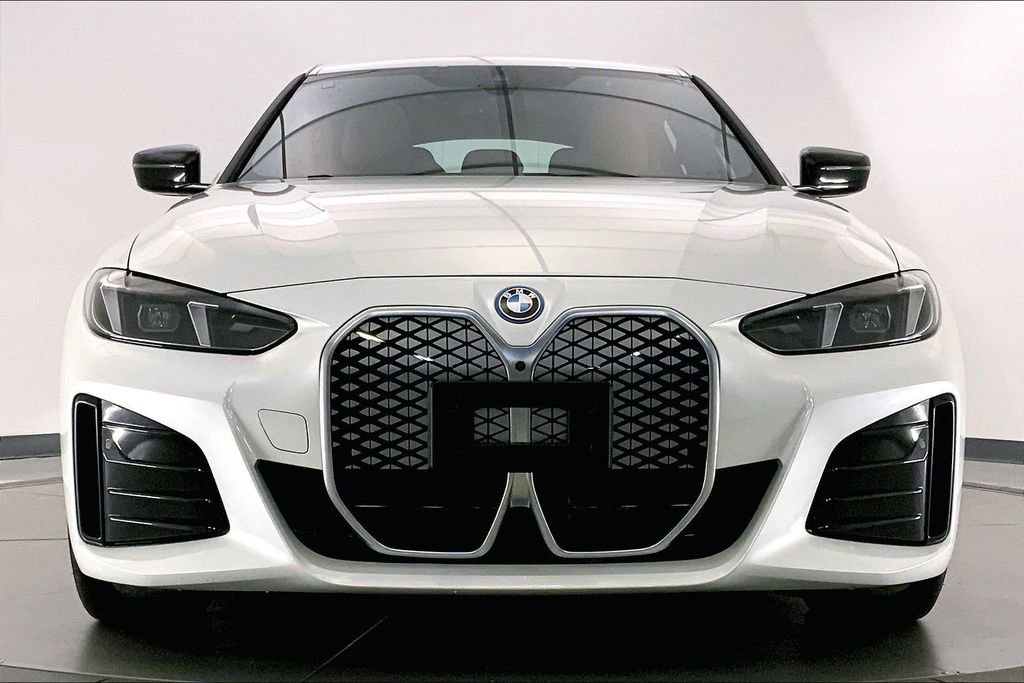 Used 2025 BMW i4 xDrive40i w/ M Sport Package image 2