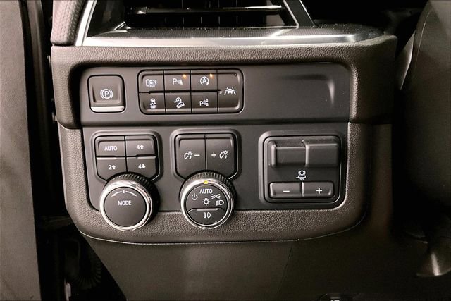 Used 2025 Chevrolet Tahoe RST w/ Comfort Package AWD/4WD image 39