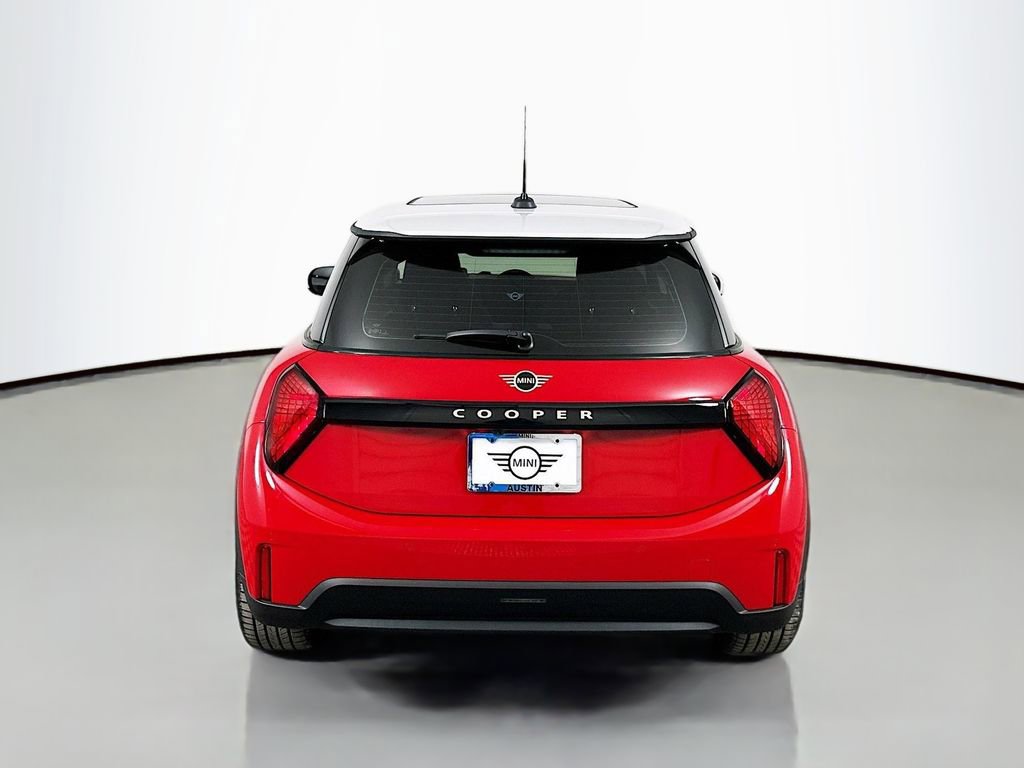 Certified 2025 MINI Cooper 2-Door Hardtop image 6