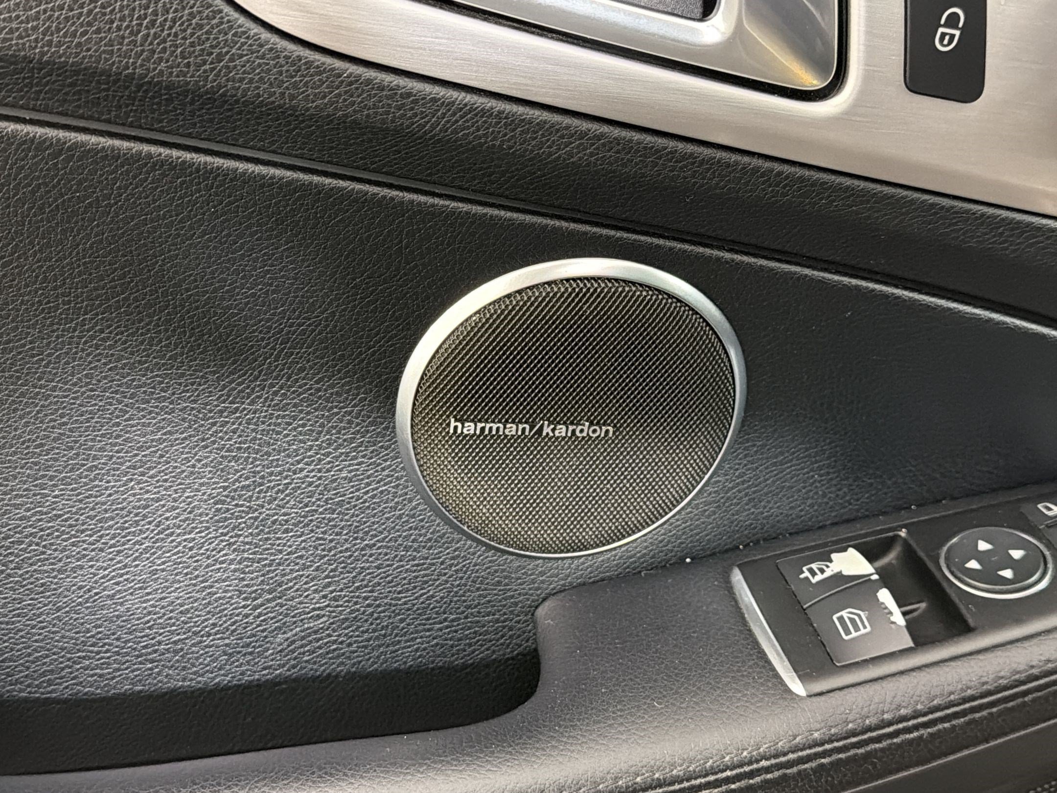 Used 2014 Mercedes-Benz SLK 250 image 22