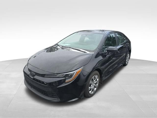 Used 2024 Toyota Corolla LE image 11