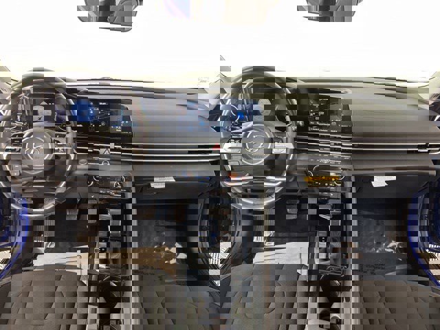 Used 2023 Hyundai Elantra SEL w/ Convenience Package image 33