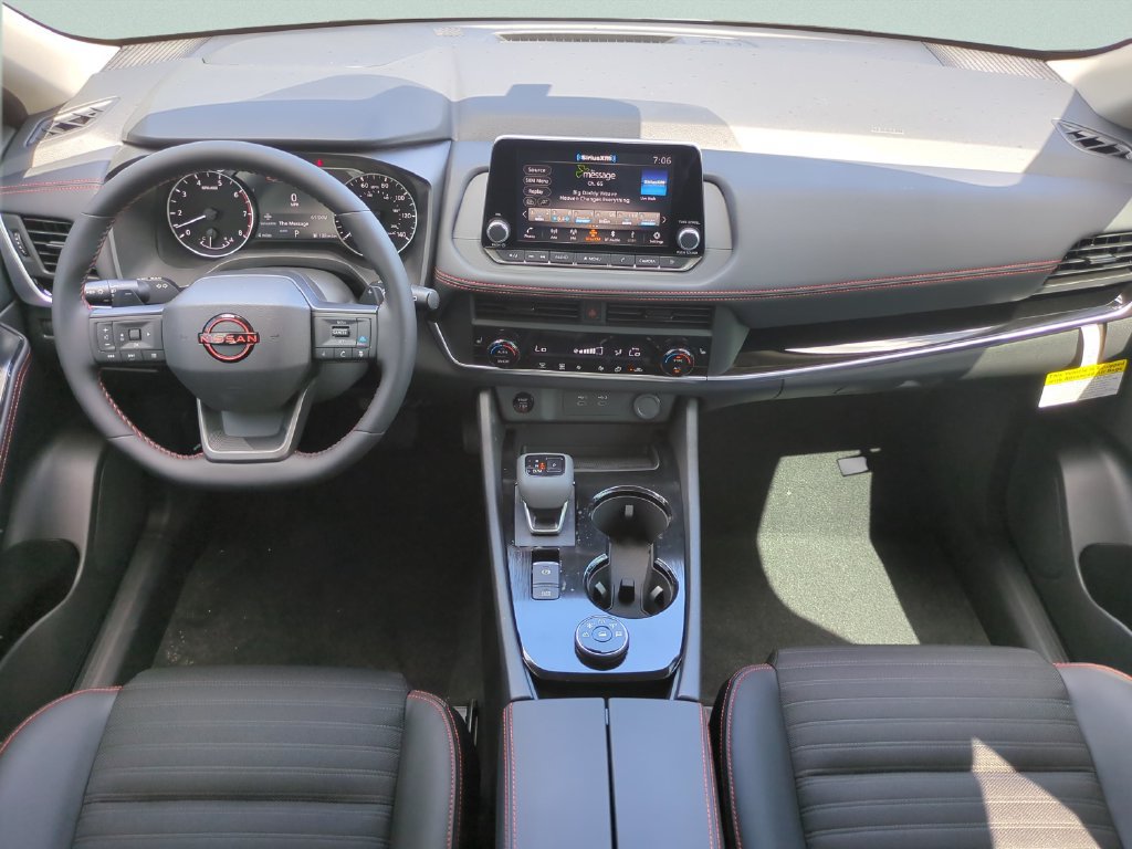 Certified 2026 Nissan Rogue SV AWD/4WD image 28