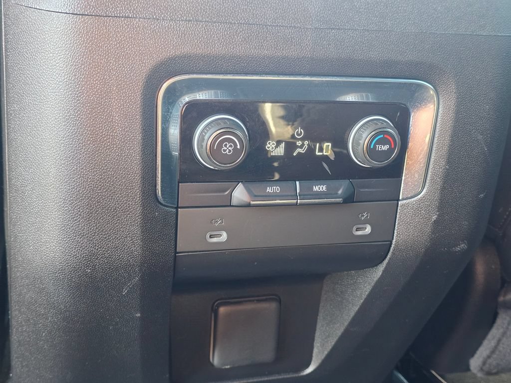 Used 2022 Chevrolet Tahoe LT AWD/4WD image 15