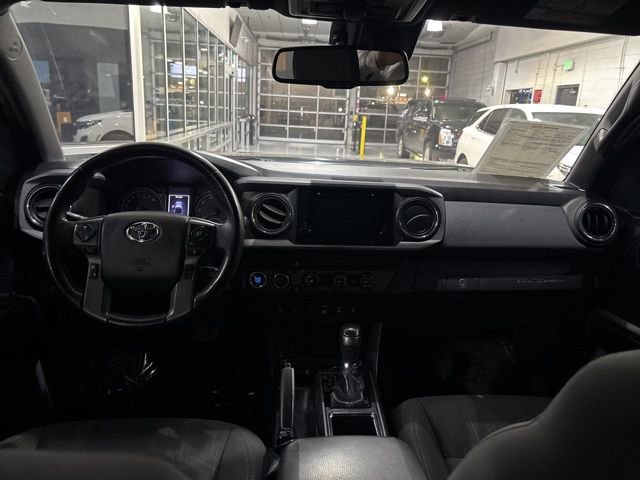 Used 2019 Toyota Tacoma TRD Off-Road w/ Technology Package image 28