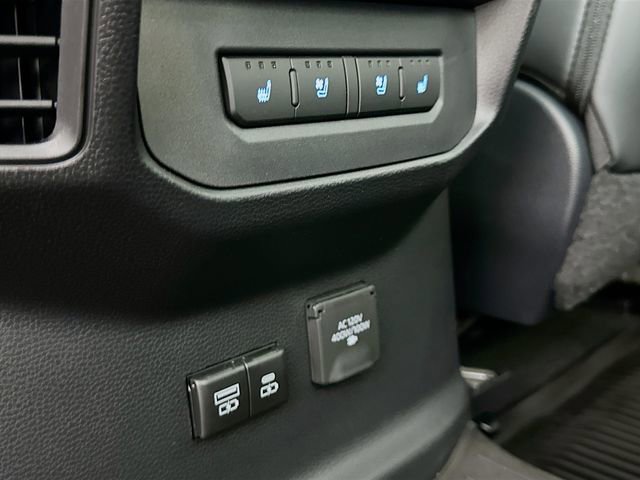 New 2024 Toyota Tundra Platinum image 14