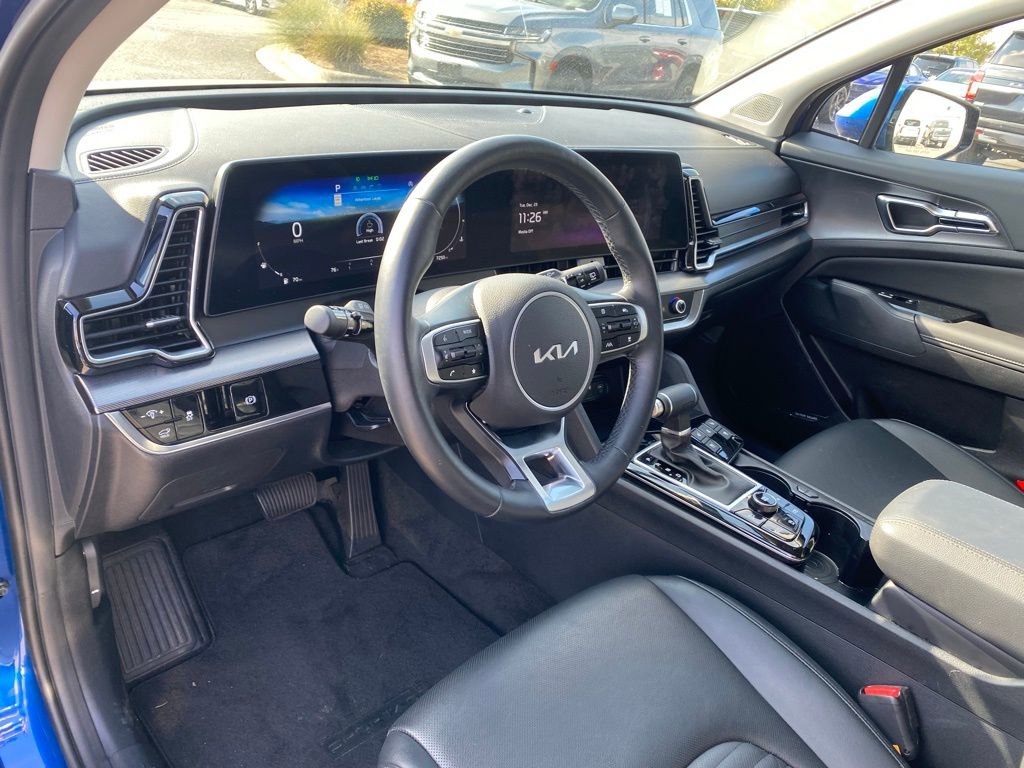 New 2025 Kia Sportage SX image 12