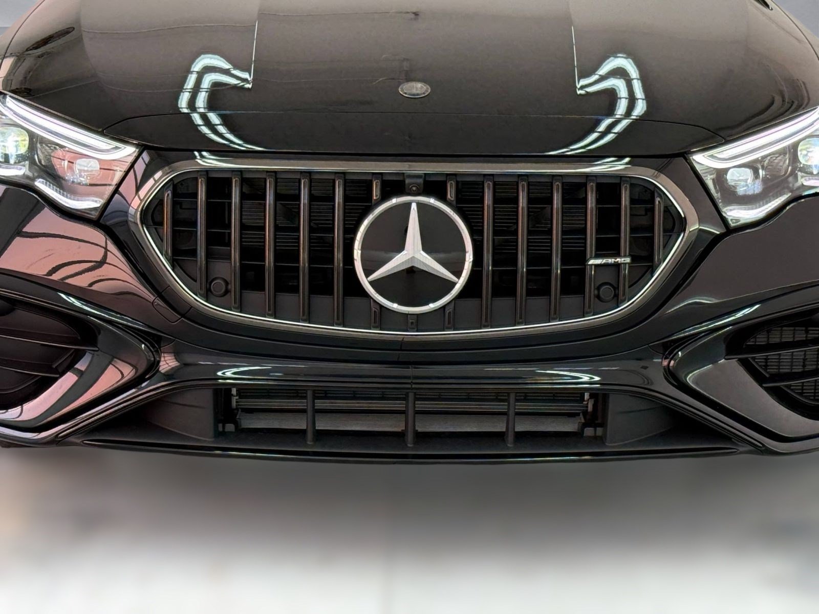 New 2027 Mercedes-Benz E 53 AMG e 4MATIC Sedan image 25