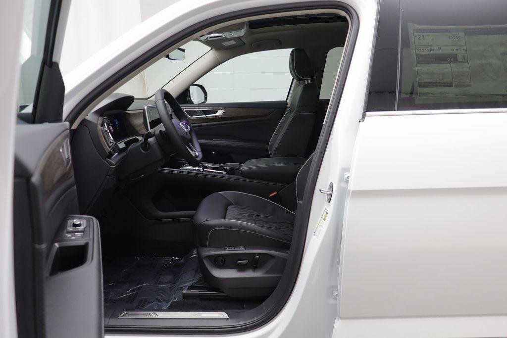 New 2026 Volkswagen Atlas SEL Premium R-Line image 5