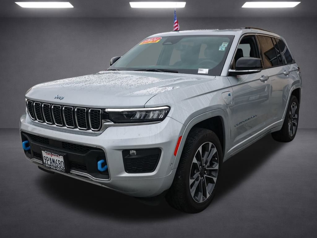Used 2024 Jeep Grand Cherokee Overland w/ Luxury Tech Group IV image 8