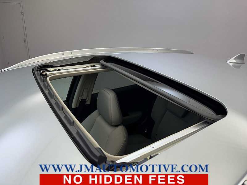 Used 2022 Honda HR-V EX image 11