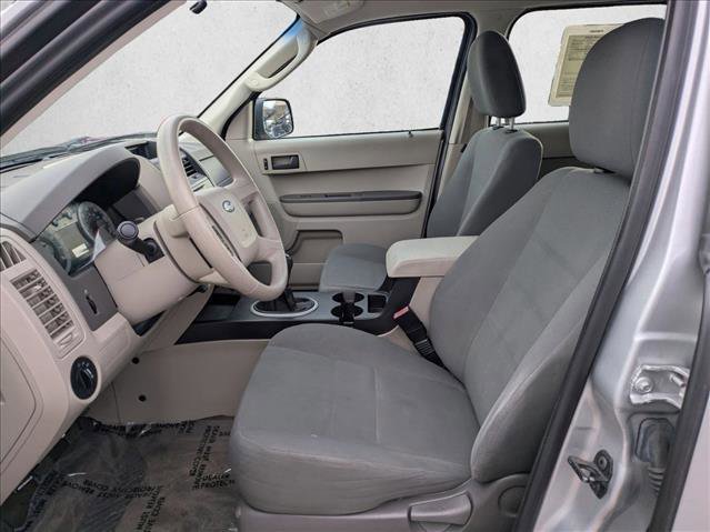 Used 2009 Ford Escape XLS image 11