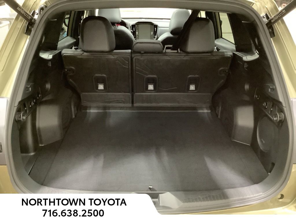 Used 2025 Subaru Forester Touring image 14